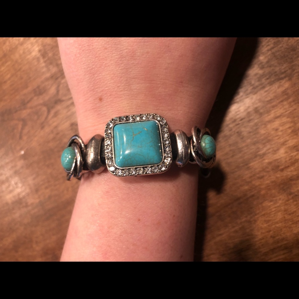 Turquoise and leather bracelet